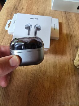 Samsung Galaxy Buds 3 - 2