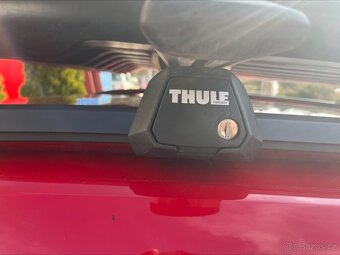 Nosné patky Thule Evo Raised Rail 7104. - 2