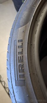 Pirelli P-ZERO 255/40/20 - 2
