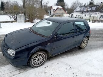 Golf 4 - 2