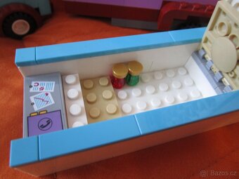 LeGo Friends 41125 Veterinářský přívěs s koněm - 2