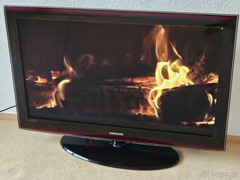 TV SAMSUNG 40" FULL HD, 5ms 50000:1 100Hz - 2