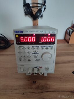 Programovatelný laboratorní zdroj - 2