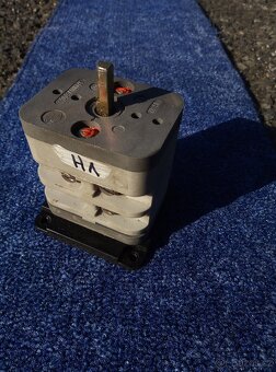 3-f otocny vypinac 500V/32A - 2
