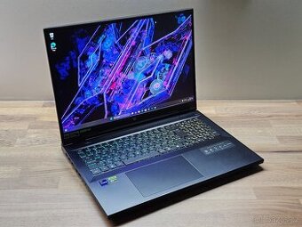 18" 240HZ 2K_PREDATOR HELIOS 18_i9-14900HX_32GB_RTX 4060 8G - 2