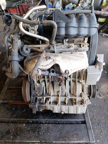 Škoda Octavia 1 1.6-75kw kód AVU - 2