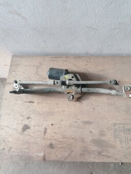 Mechanizmus stěračů Octavia 1 - 2