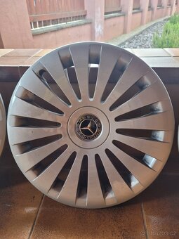 Prodám original kryty kol ( poklice ) Mercedes Benz Vito - 2