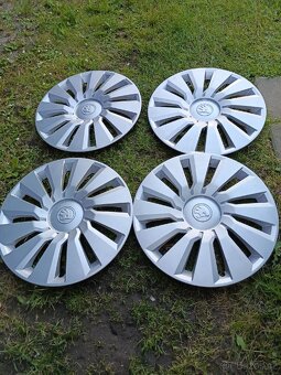 Prodám poklice originál škoda 16" - 2