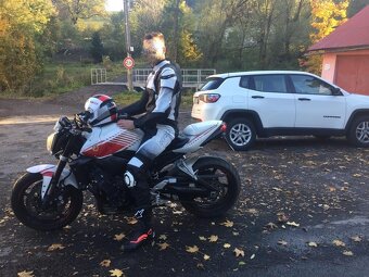 Yamaha fz1n - limitovaná edice Abarth - 2