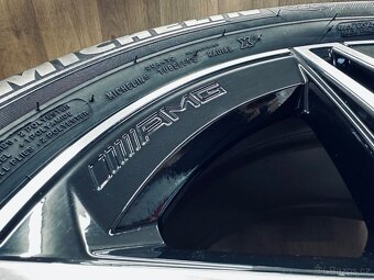 TOP letní kola Mercedes GLE AMG R20 originál - 2