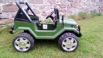 Dětské elektrické autíčko JEEP - 2