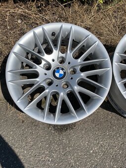 BMW E39 styling 82 alu kola - 2