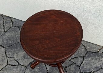 Klavirní stolička Thonet č.2 - 2