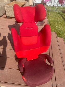 Autosedačku Cybex fix solutio - 2