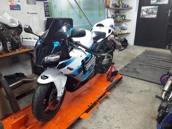Honda CBR 600 RR - 2