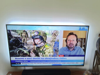 Smart TV Philips 165cm Ambilight - 2
