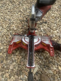 Pokosová pila Einhell TC-SM 2534/1 dual 2350 W s posunem - 2