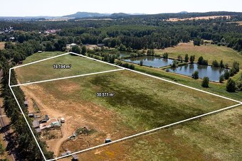 Zavedená farma s pozemky ve Starých Splavech - 2