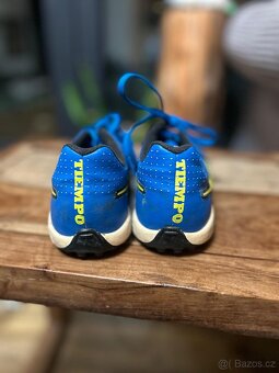 Chlapecké sportovní boty na fotbal, vel. 33 nike - 2