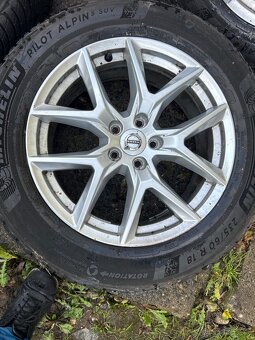 Volvo XC60 Alu zimni pneu Michelin 235/60/18 - 2