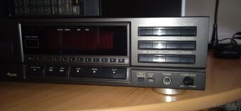 CD přehrávač Technics - 2