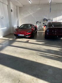 Pronájem místa k parkování - 2