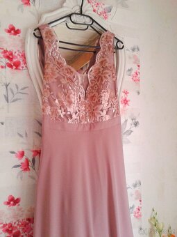 Krásné společenské šaty 40/42 - 2