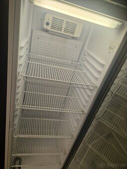 Lednice gastro - chladicí vitrína - 2