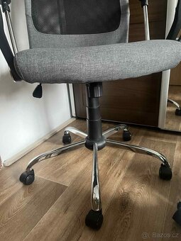 Kancelářská židle - 2