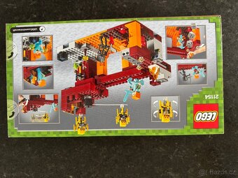 Neotevřené lego Minecraft 21154 - 2