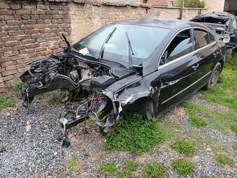 VW Passat CC 2.0TDI prodám dily LC9X - 2