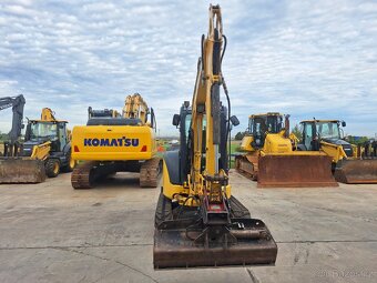 KOMATSU PC 35 MR - 3 - 2