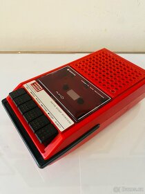 Kazetový magnetofon Sanyo M2541E, rok 1982 - 2