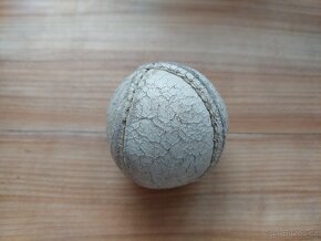 Retro ČSSR - krikeťák, kriketový míček - originál sport - 2