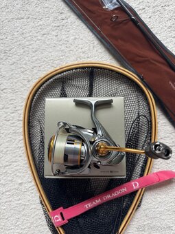 Naviják Daiwa Freams + prut Gunki D.O.T.S. - 2
