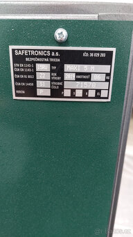Bezpečnostní skříň / trezor Safetronics maxi 5 m - 2