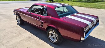 Ford Mustang 1967 V8 Manual - 2