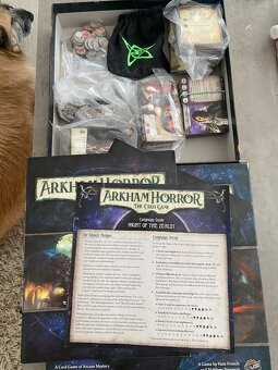 desková hra Arkham Horror: The Card Game - 2