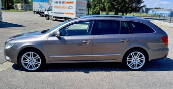 SUPERB ELEGANCE 2.0 TDI DSG 125KW - 2