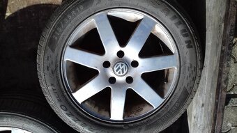 VW Passat sada 5x112 alu 6,5Jx16" + letní pneu 215/55/16 - 2