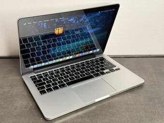 MacBook Pro 13'' 2015 / i5 / 8GB / 256GB SSD - DPH - 2