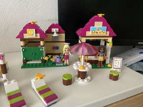 Lego Friends 41008 Koupaliště v Heartlake - 2