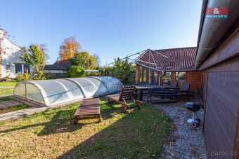 Prodej rodinného domu, 439 m², Hrdějovice, ul. Na Návsi - 2