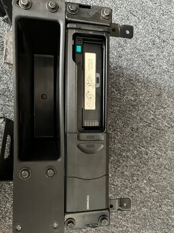 Bmw e46 CD changer - 2