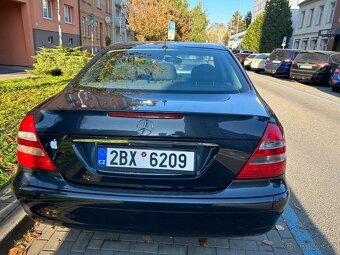 Mercedes Benz - 2