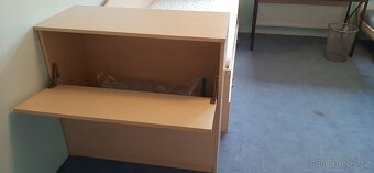 Postel s prádelníkem - 2