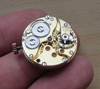 Hodinový strojek švýcarské dámské hodinky IWC SCHAFFHAUSEN - 2