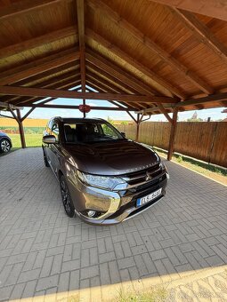 Mitsubishi Outlander PHEV 2.0 2016 - 2