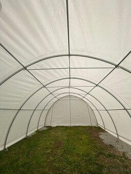 Prodám novou plachtovou halu o rozměrech 6,1 × 12.81 × 3,66m - 2